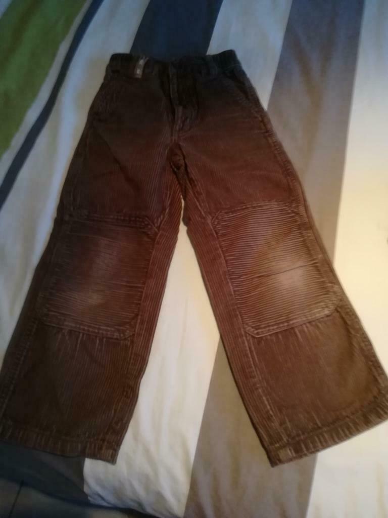 Ribfluwelen broek maat 116., Kinderen en Baby's, Ophalen of Verzenden, Gebruikt, Jongen, Broek
