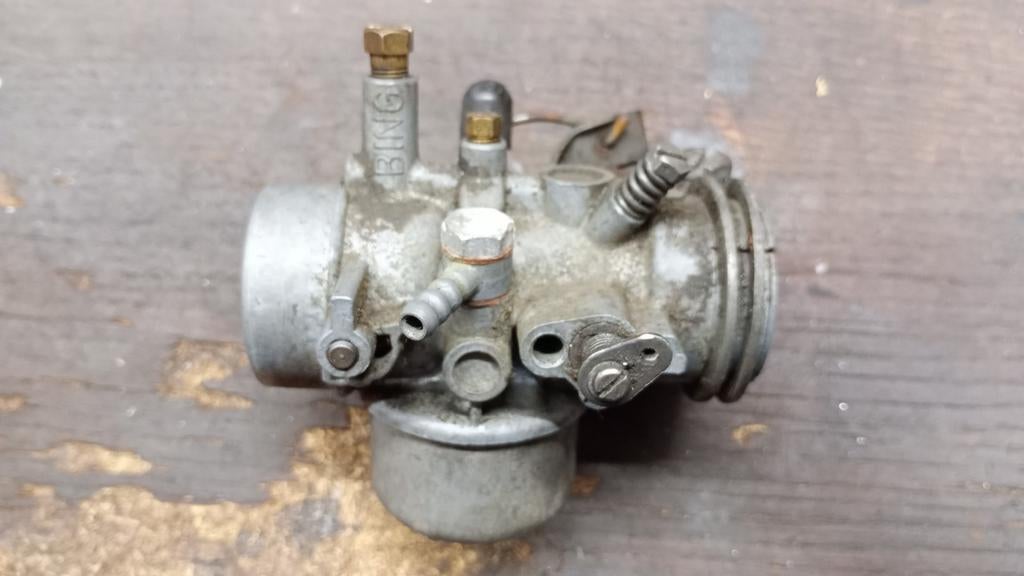 BING 8/25S1580 carburateur, Ophalen