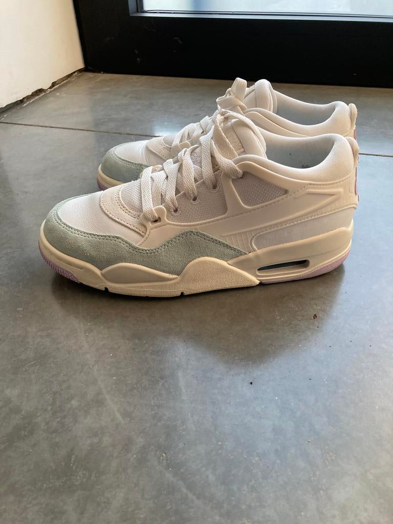 Espadrilles Air Jordan pour femmes - taille 37.5, Enlèvement ou Envoi, Comme neuf