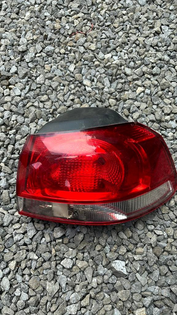 Vw golf 6 feu arrière droit, Autos : Pièces & Accessoires, Enlèvement