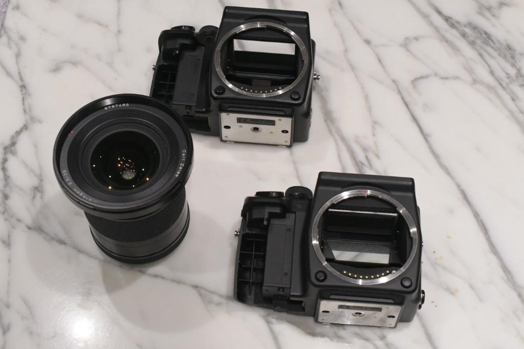Contax 645 2X en Distagon 34mm/ f3.5, Verzamelen, Foto-apparatuur en Filmapparatuur, Fototoestel, 1980 tot heden, Ophalen of Verzenden