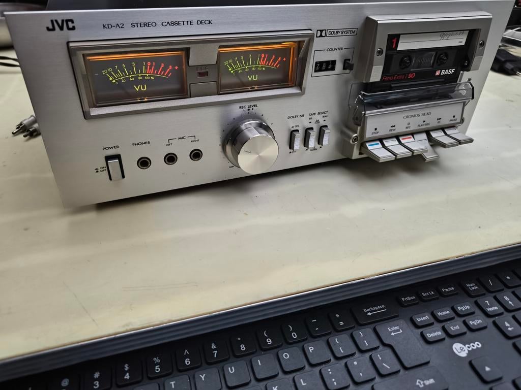 JVC KD-A22 E

Stereo Cassette Deck (1980), Ophalen of Verzenden, JVC