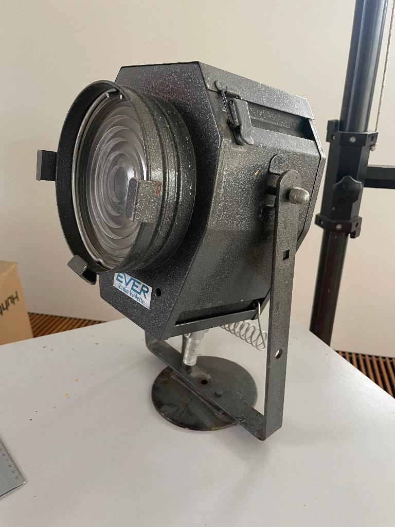 Vintage filmspot, Huis en Inrichting, Lampen | Spots, Ophalen of Verzenden, Gebruikt, Metaal of Aluminium