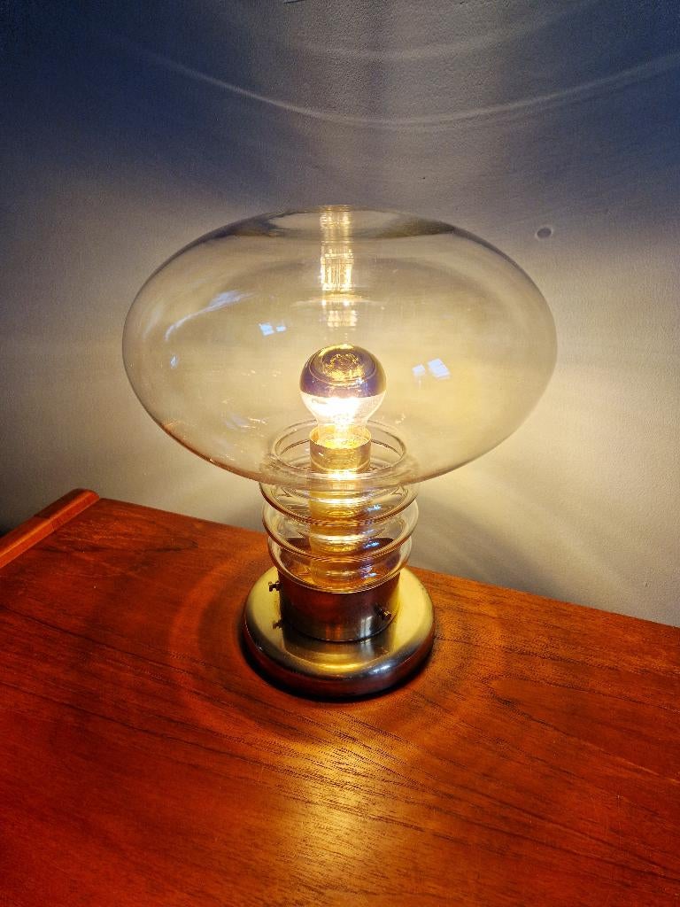 Space Age tafellamp van messing en glas, 1960-70, Antiek en Kunst, Antiek | Verlichting, Ophalen of Verzenden