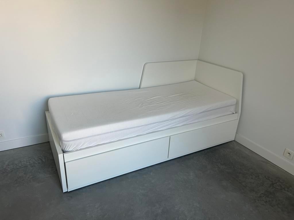Bedbank - logeerbed uitrekbaar met 2 lades (IKEA Flekke), Ophalen, Tweepersoons, 80 cm, Modern