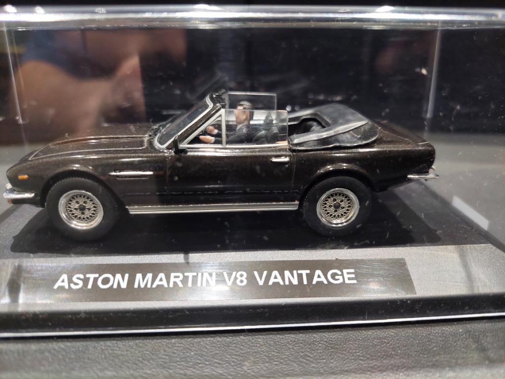 ASTON MARTIN V8 VANTAGE, Enlèvement ou Envoi, Comme neuf