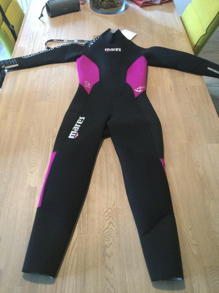 Mares Pioneer Lady 5mm size 2 Nieuw/Demo aan 179€ ipv 269€, Ophalen of Verzenden, Nieuw, Duikpak