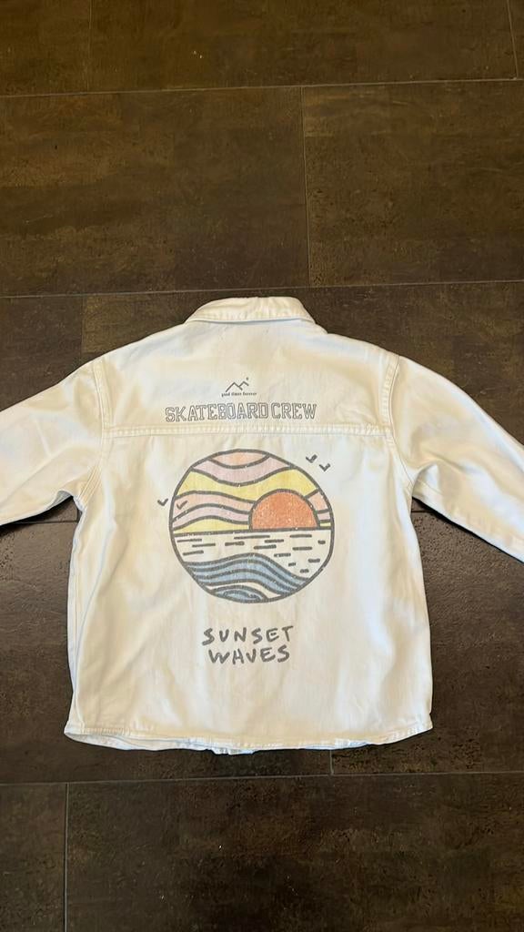 Wit jeanshemd Zara maat 128, Kinderen en Baby's, Kinderkleding | Maat 128, Gebruikt, Overhemd of Blouse, Ophalen of Verzenden