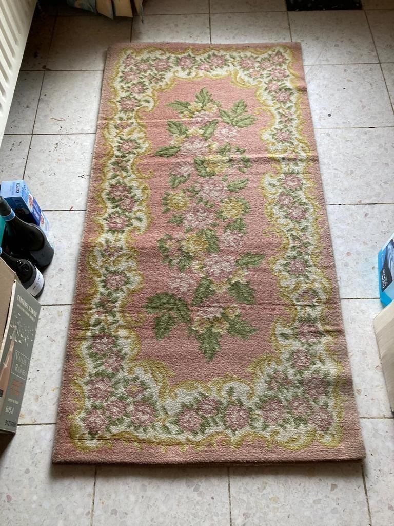 2 Tapis  70x 1m40 venir chercher à profondville(Namur), Maison & Meubles, Ameublement | Tapis & Moquettes