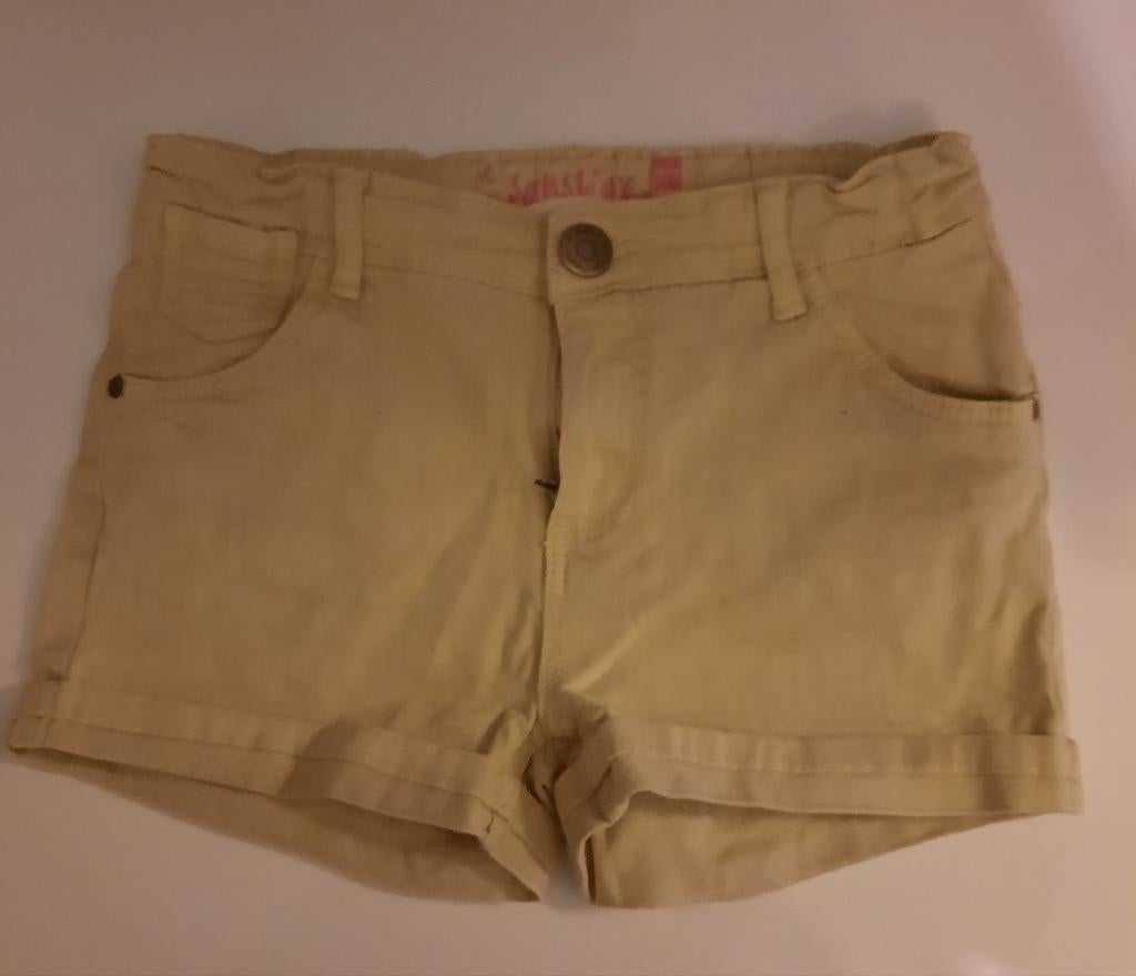 Short hema « 146-152 », Enfants & Bébés, Vêtements enfant | Taille 146, Pantalon, Enlèvement ou Envoi, Comme neuf, Hema