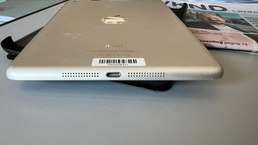 Ipad Mini met Wifi, Computers en Software, Gebruikt, 8 inch, Ophalen of Verzenden, Zilver