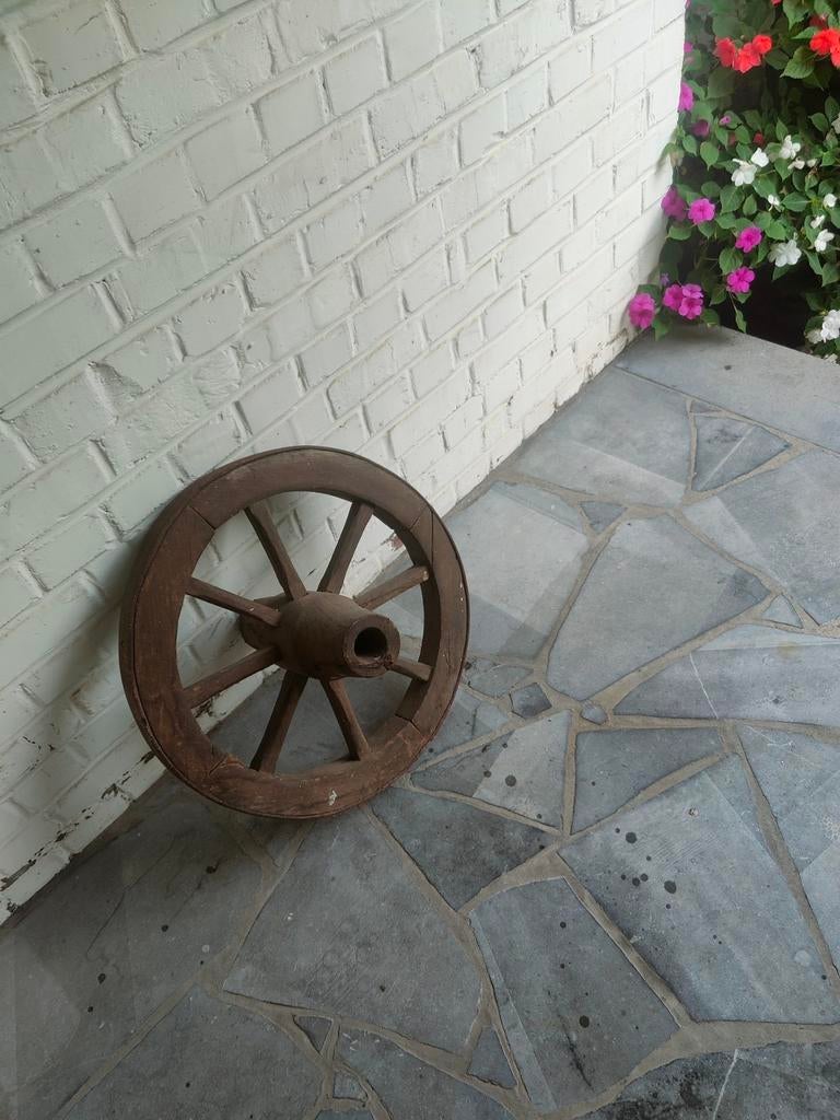 Roue de charrue, Antiquités & Art