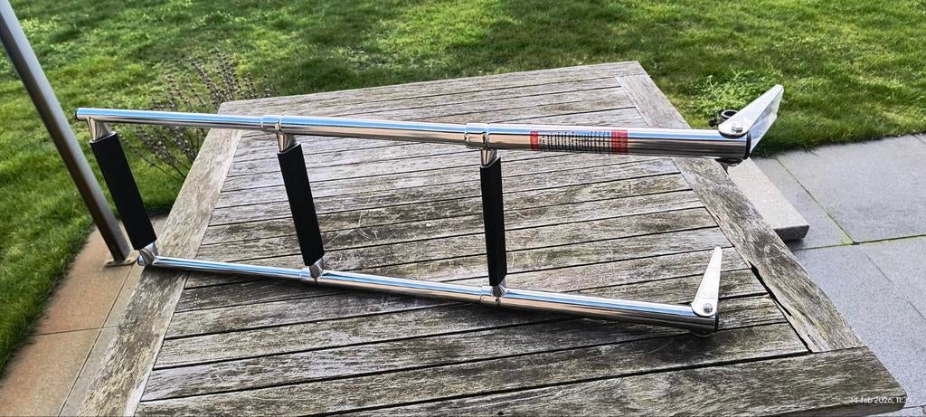 Telescopische Inox Zwemtrap, Ophalen
