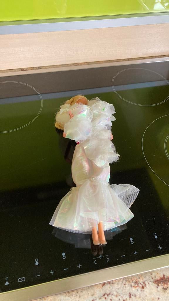 Barbie crystal, Enlèvement ou Envoi, Comme neuf
