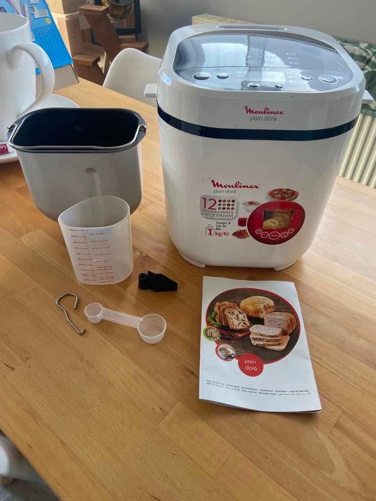 Broodbakmachine, Elektronische apparatuur, Ophalen, Zo goed als nieuw