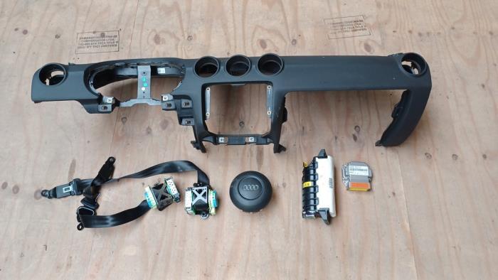 Kit airbag + tableau de bord d'un Audi TT, -, 3 mois de garantie, Audi, Utilisé