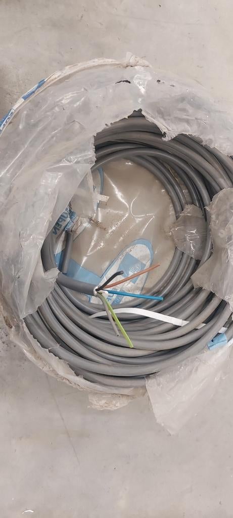 Kabel xvb 5g2.5 / 4g10 flexibele kabel 7g2.5 / 4g4, Ophalen, Zo goed als nieuw