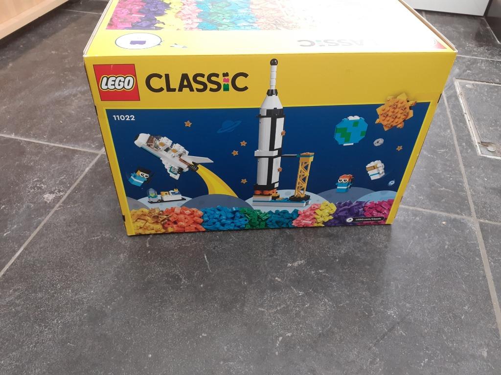 LEGO Classic 11022 Ruimtemissie, Ophalen of Verzenden, Nieuw, Complete set, Lego
