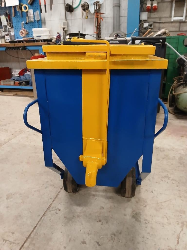 Grun Bitumen Ketel € 750 excl. btw, Doe-het-zelf en Bouw, Ophalen, Blauw, Overige typen, Zo goed als nieuw
