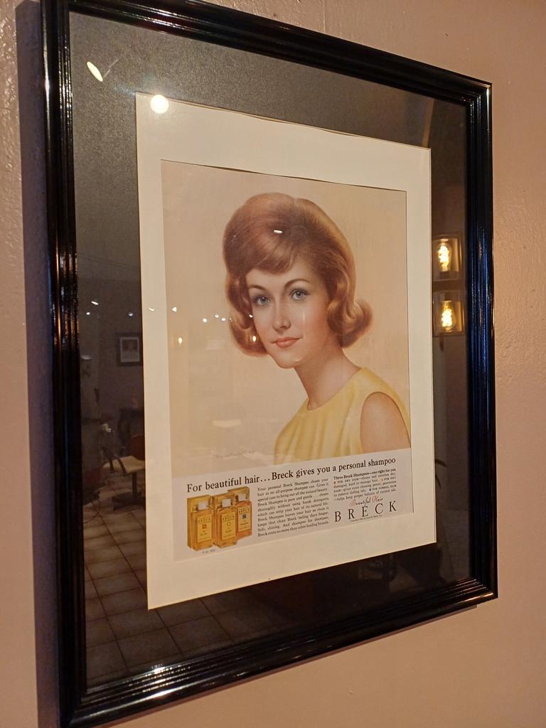Publiciteit voor kappers, Antiek en Kunst, Ophalen