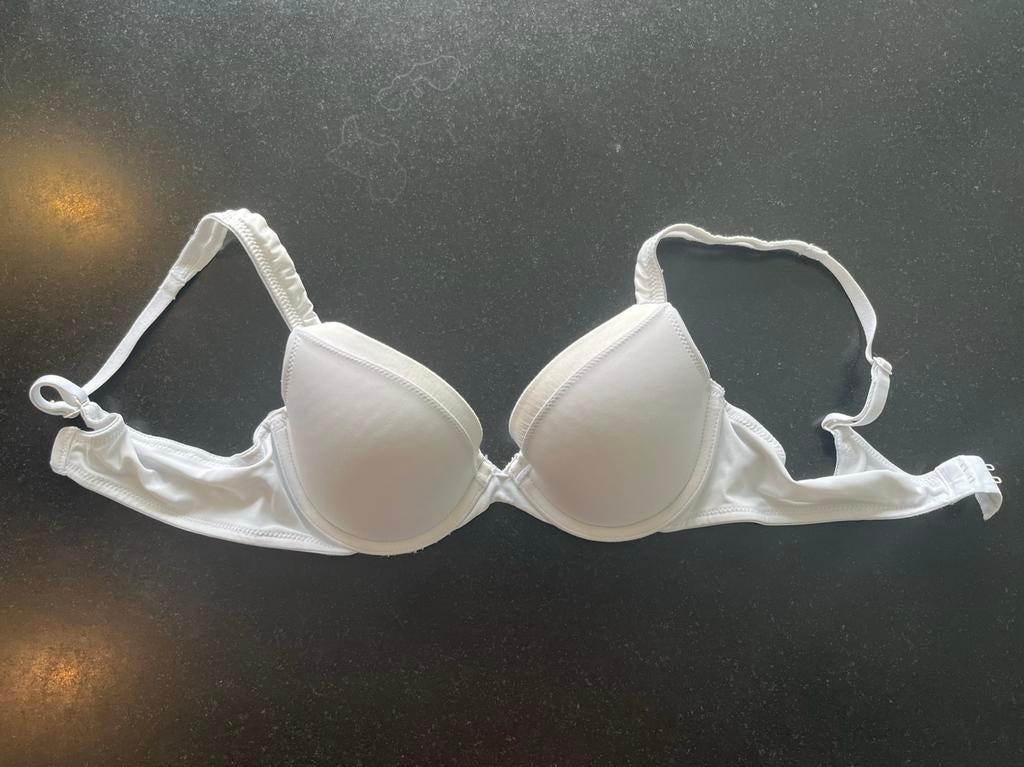 Hunkemöller witte BH maat 70B. Zeer goede staat., Hunkemöller, Ophalen of Verzenden, Wit, BH
