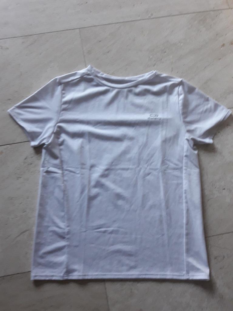 Decathlon Kalenji T-shirt 141-150, Overige merken, Ophalen of Verzenden, Zo goed als nieuw, Kleding