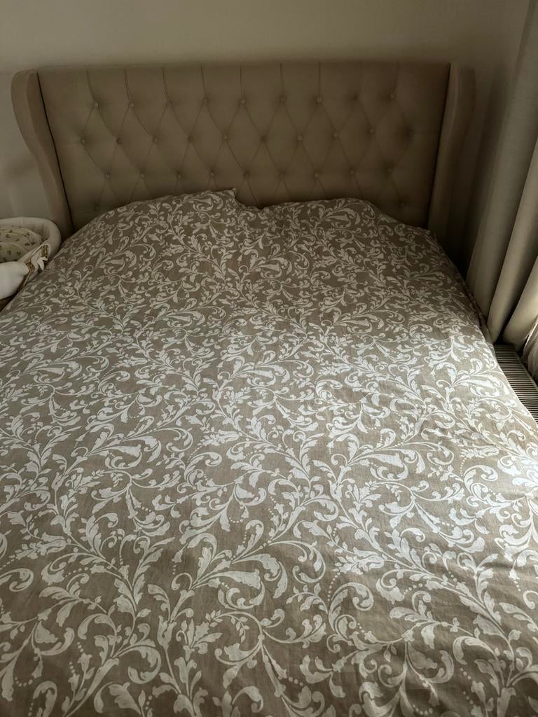 Lit, Enlèvement, Beige