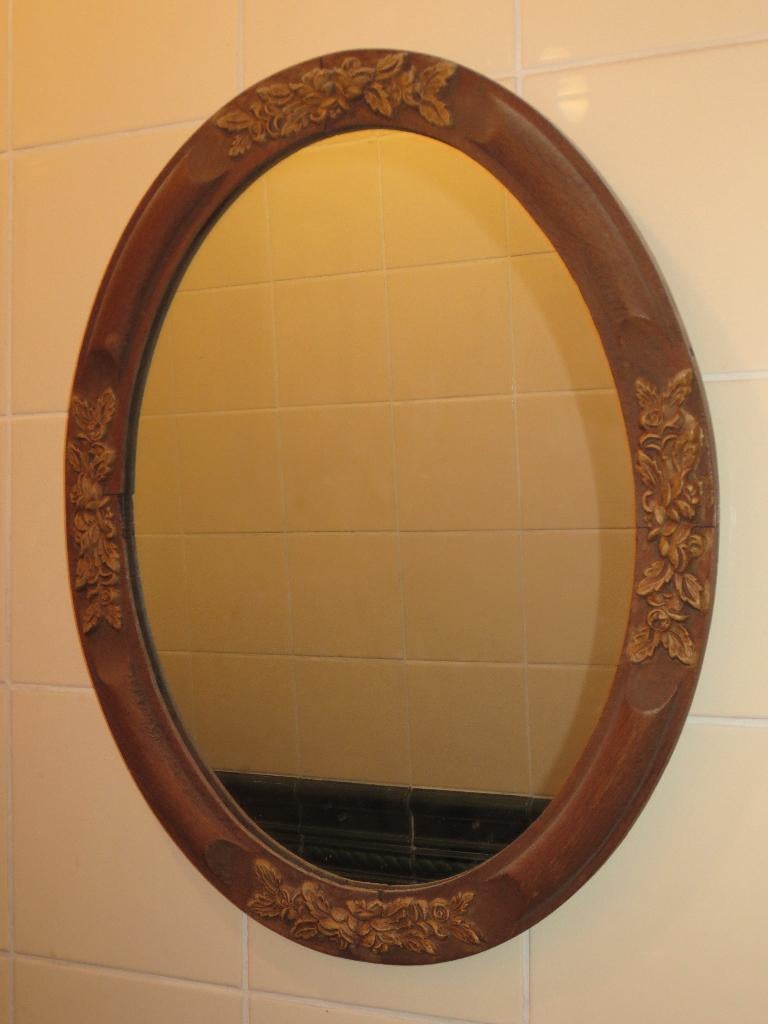 Antieke ovalen spiegel met gesculpteerd houten kader, Ophalen, Ovaal, Minder dan 50 cm, Minder dan 100 cm