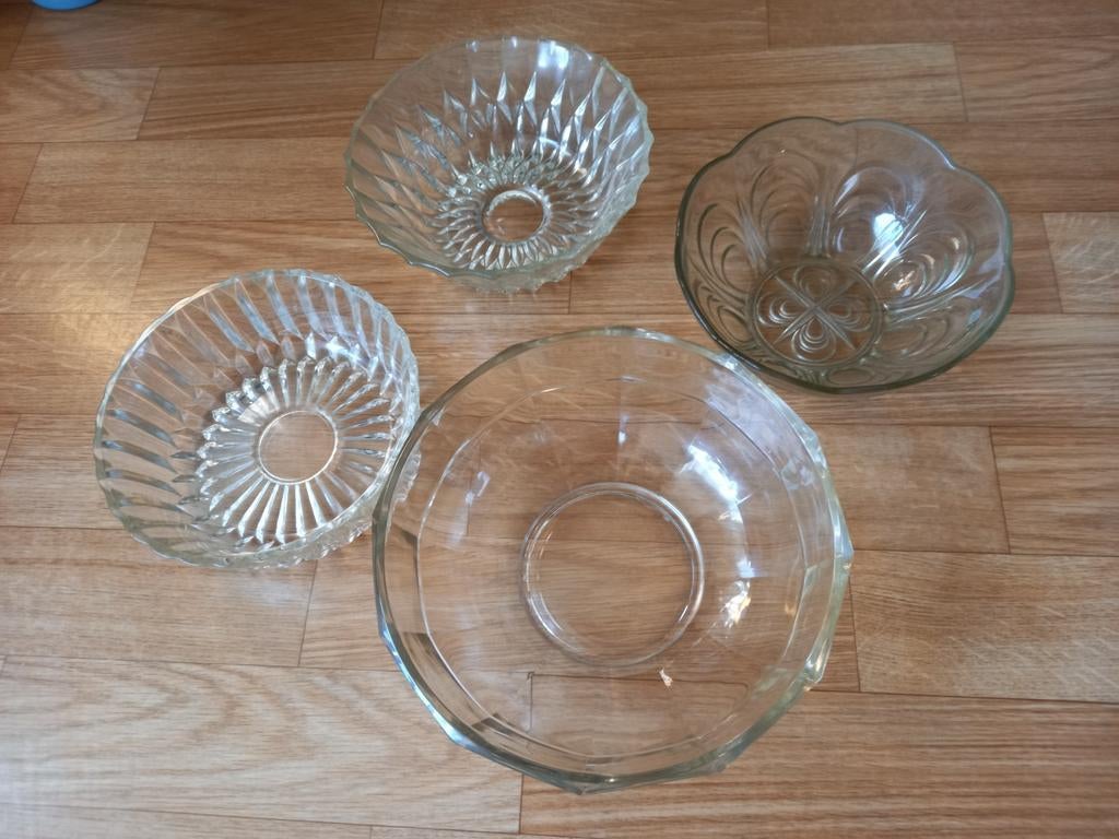 ALLE GLAZEN FRUITSCHALEN AAN 2€ HET STUK, Ophalen of Verzenden, Zo goed als nieuw