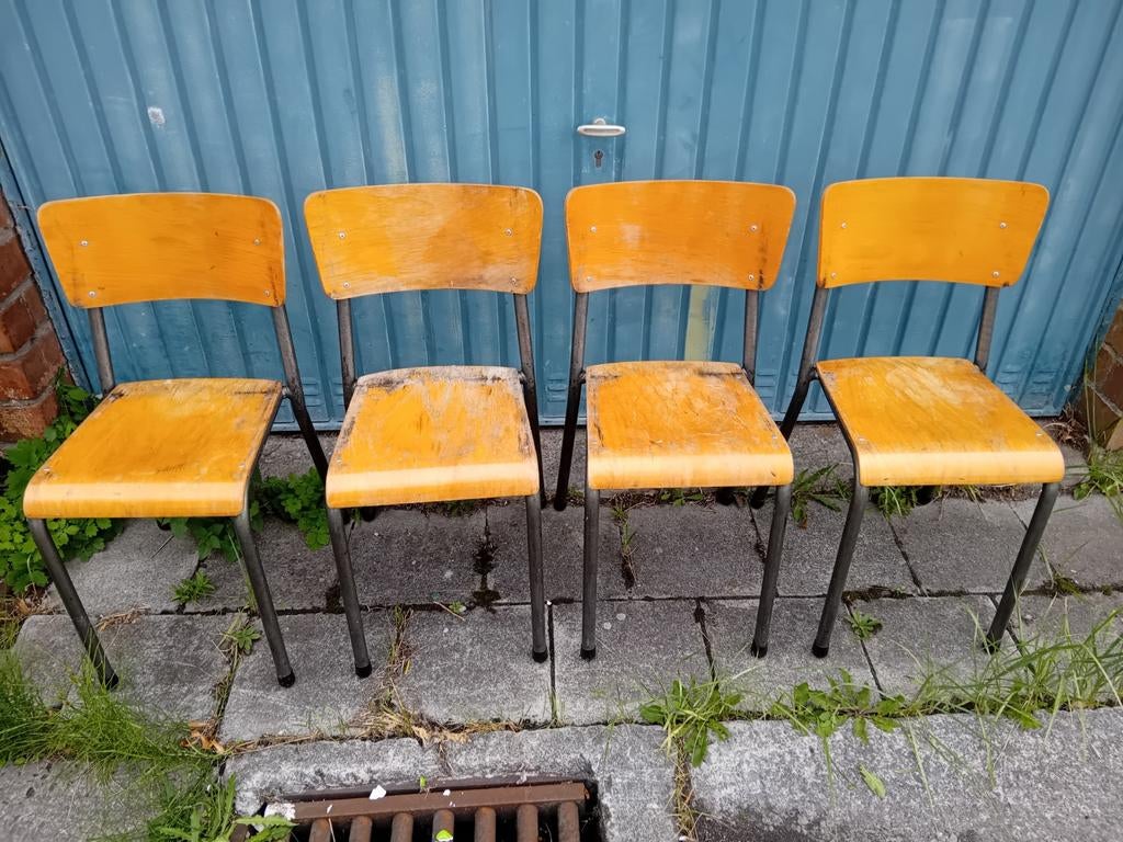 4 Chaises d'école d'enfants, Enlèvement, Utilisé, Bois, Quatre