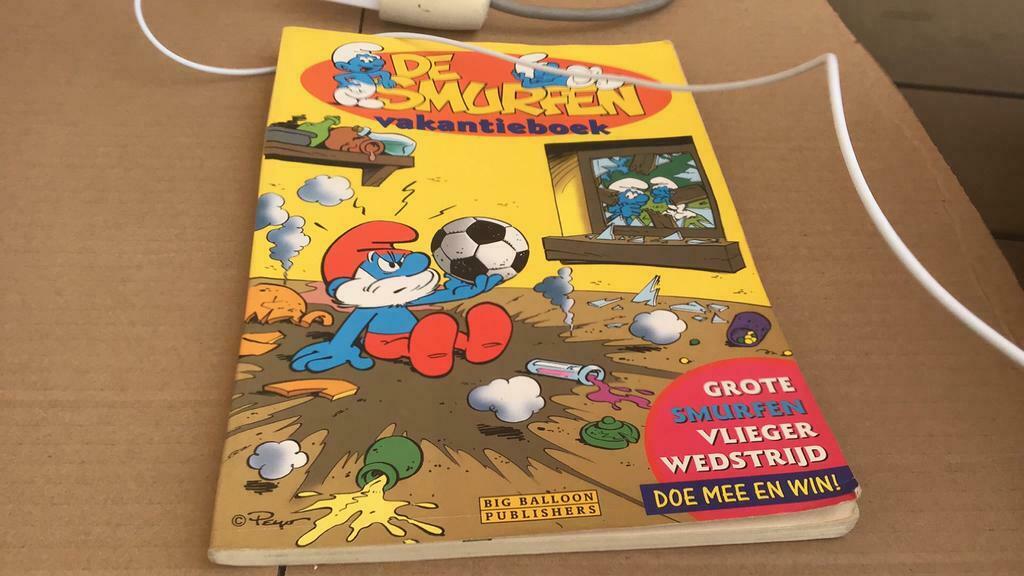 De smurfen vakantie boek(a), Une BD, Enlèvement ou Envoi, Utilisé