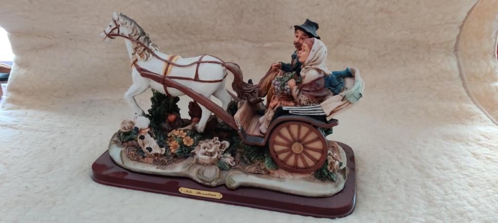 Decoratief tafereel van paard en koets, Ophalen