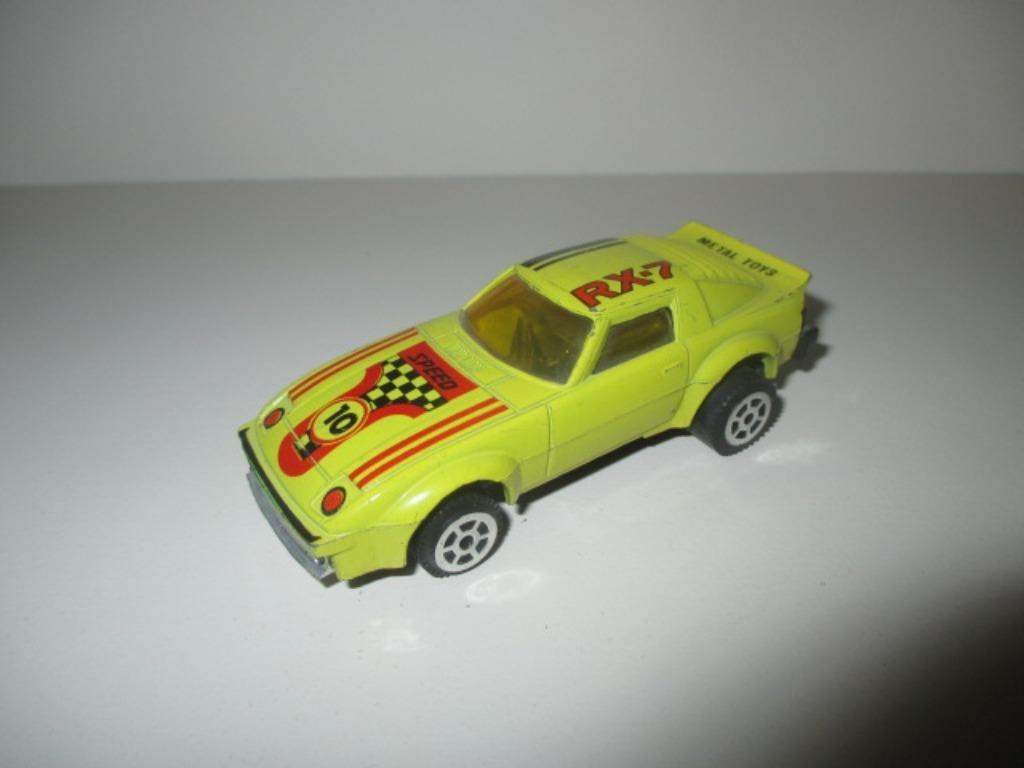 Mazda RX7 / 1:43 / Bon état, Enlèvement ou Envoi, Comme neuf, Voiture