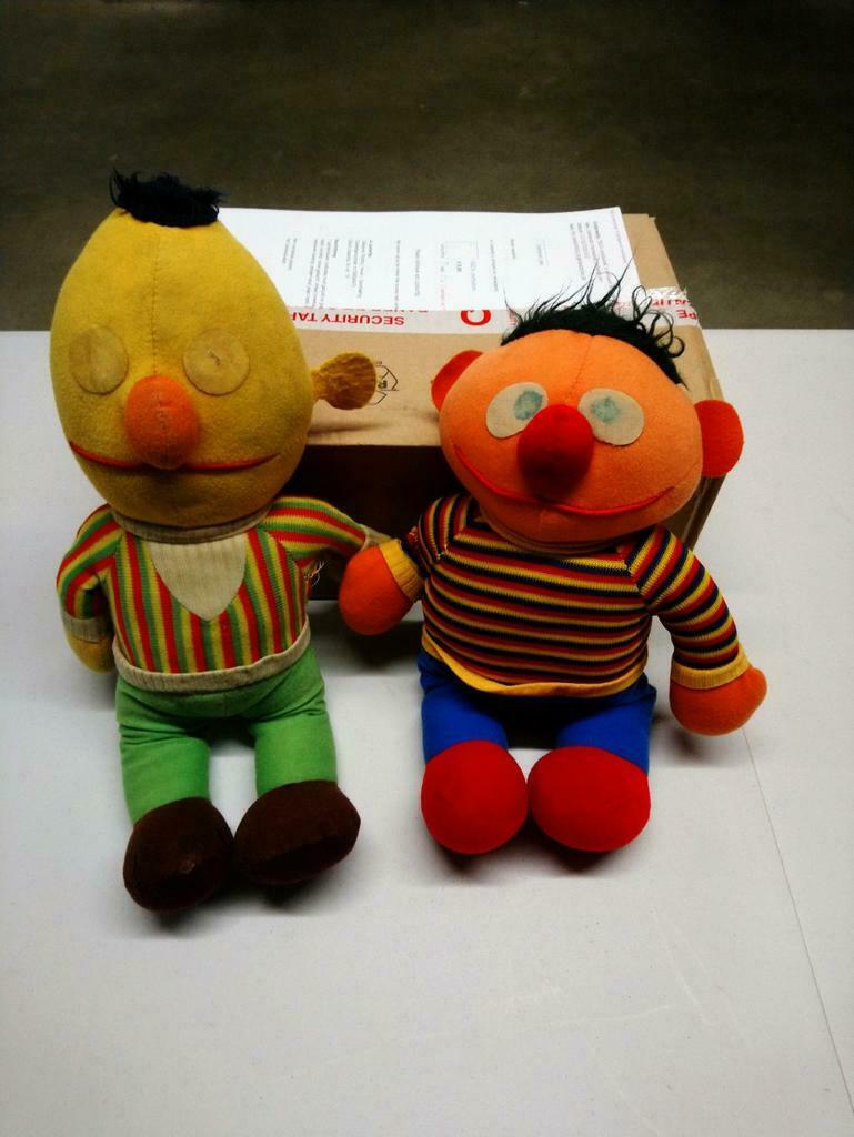 Bert en Ernie de originele, Kinderen en Baby's, Speelgoed | Knuffels en Pluche, Ophalen, Gebruikt
