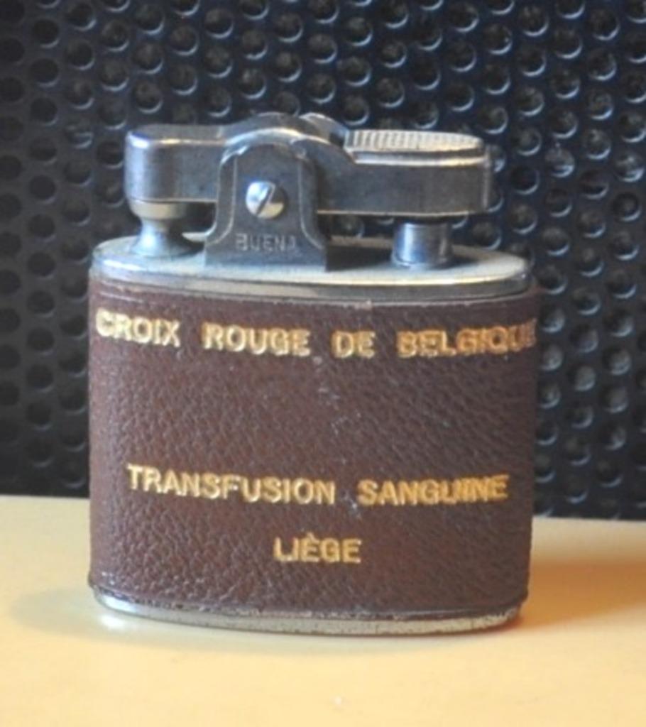 briquet vintage croix rouge de belgique liege, Enlèvement ou Envoi, Comme neuf, Briquet