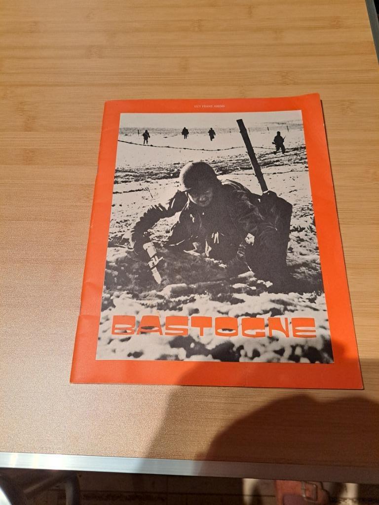 Livre Seconde Guerre mondiale « Bastogne », Enlèvement, Livre ou Revue