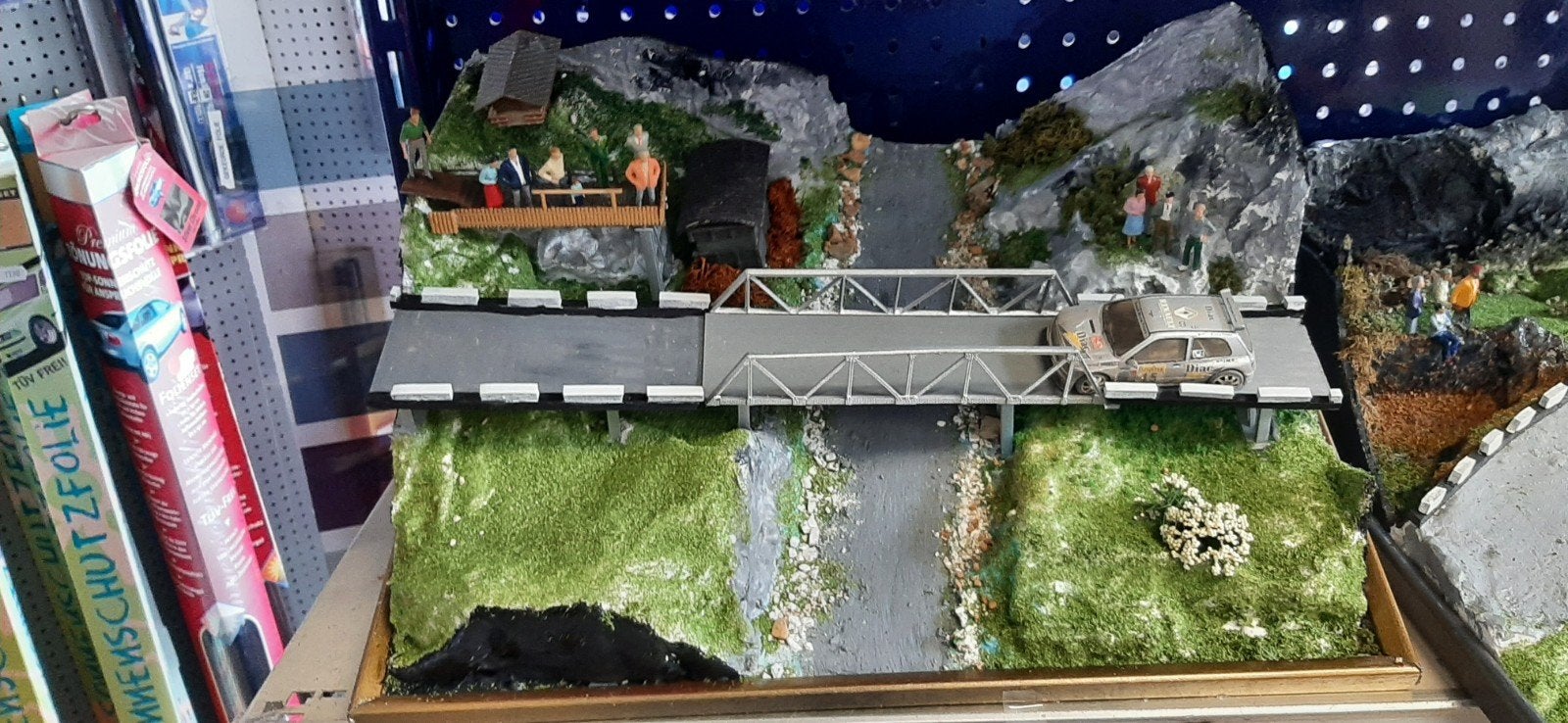modelbouw landschappen 1/43, Ophalen