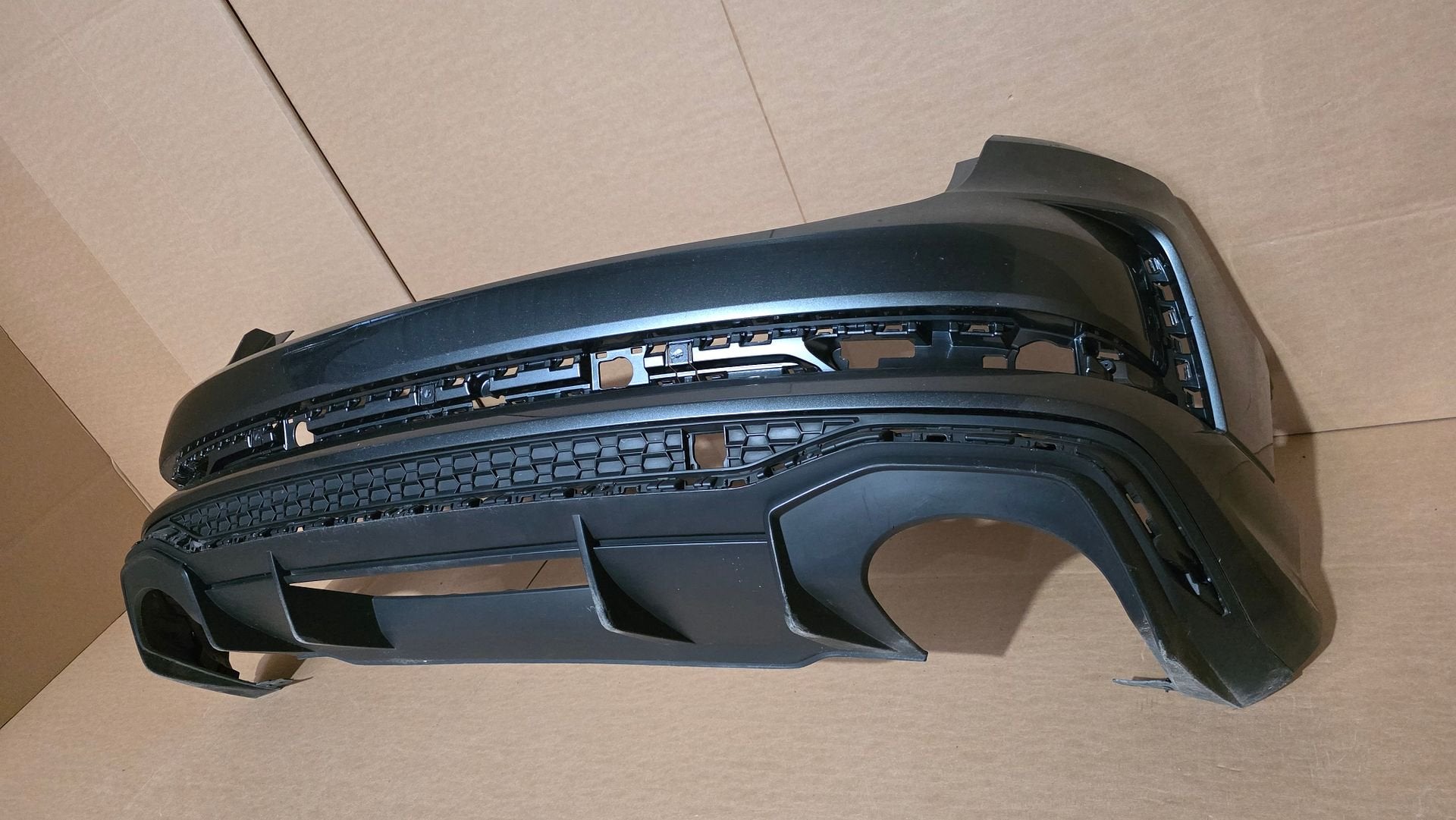 Achterbumper Audi Q3 83A F3 RSQ3 Sportback 83F807511C Z7S, Arrière, -, Origine de la pièce connue, Audi