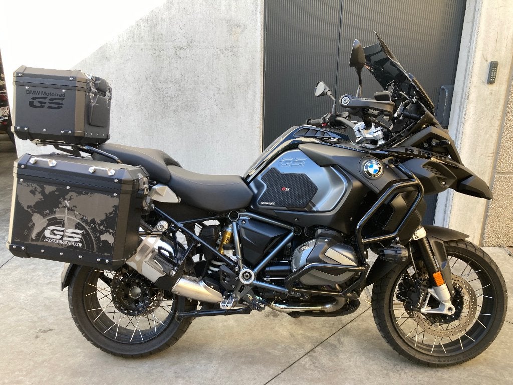 BMW R1250 GS Triple Black MY'21 ref. LS 3358, 2 cilinders, Occasion, Motorrijbewijs A, Bedrijf