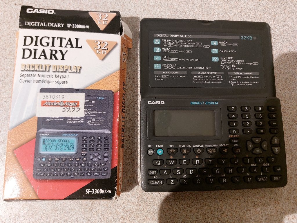 Rekenmachine Casio Digital diary SF-3300BK-W       µ1k, Diversen, Rekenmachines, Ophalen