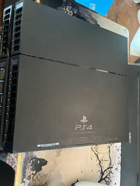 PS4 + 2 X MANETTEN + 2 X AIRPODS +Glaxy watch6, Games en Spelcomputers, Spelcomputers | Sony PlayStation 4, Ophalen of Verzenden