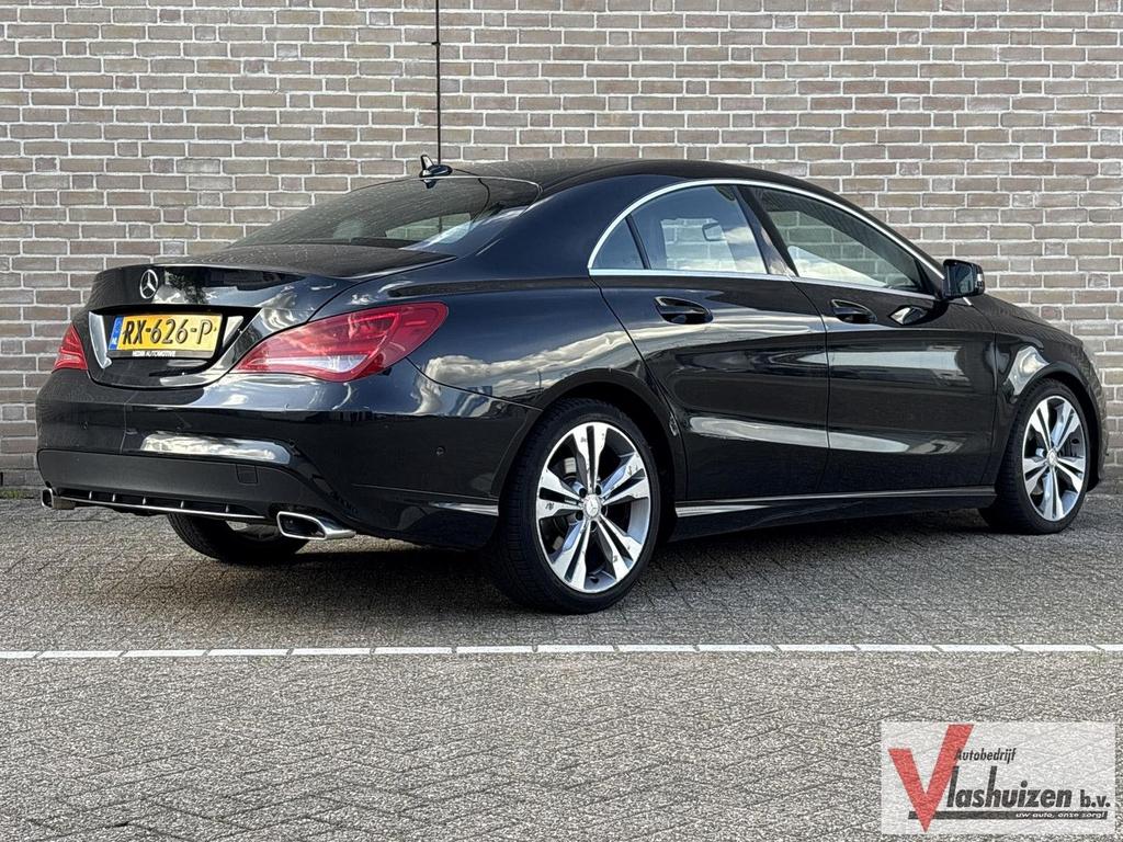 Mercedes-Benz CLA 200 CDI Edition 1 | Leder | Airco | Cruise, Auto's, CLA, Zwart, 117 g/km, Te koop