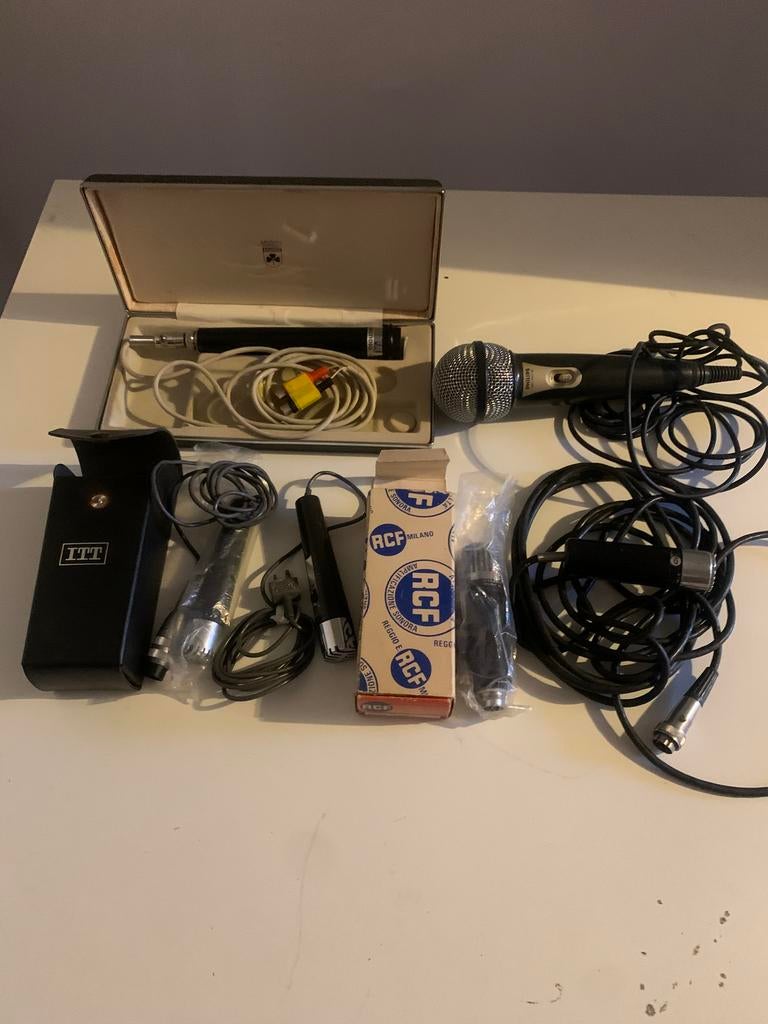 Microfoontje, Audio, Tv en Foto, Karaoke-apparatuur, Ophalen, Zo goed als nieuw, Microfoon(s)