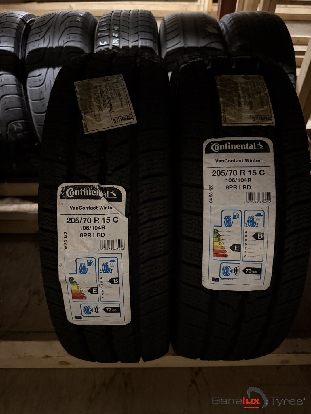 winter 205/70R15c Conti 205/70 R15c R15 205/70/15 2057015, Auto-onderdelen, Bestelwagen, 15 inch, -, -
