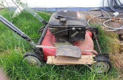 Opzoek naar defecte benzine grasmaaier/tuinmachines, Tuin en Terras, Grasmaaiers, Ophalen