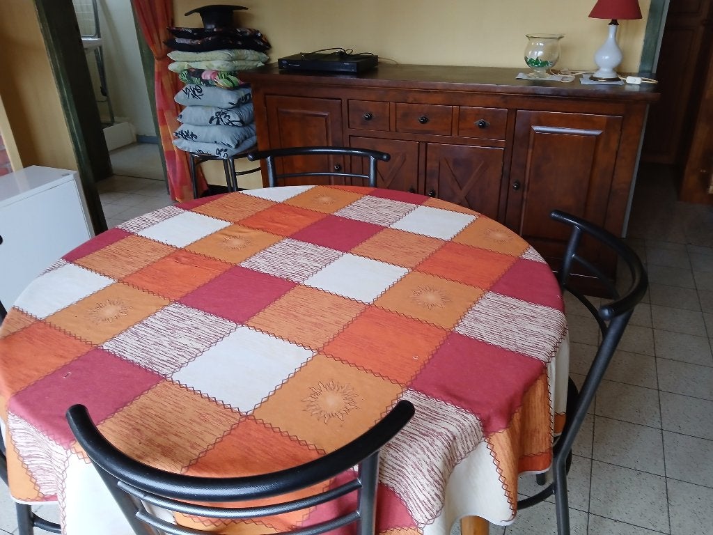 Table, Maison & Meubles, Quatre personnes, Rond, Enlèvement, Utilisé