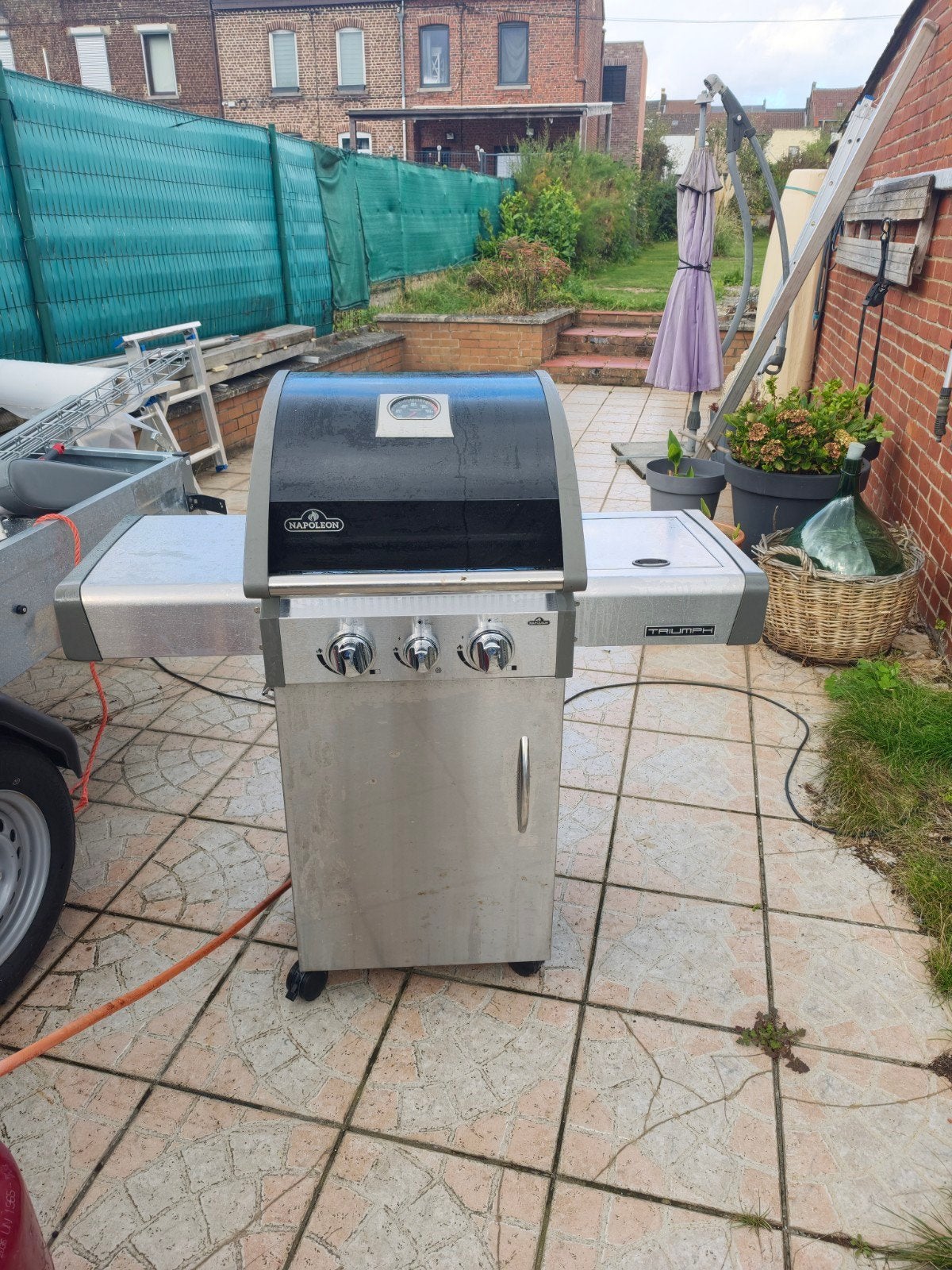 barbecue NAPOLEON TRIUMPH, Ophalen, Zo goed als nieuw, NAPOLEON