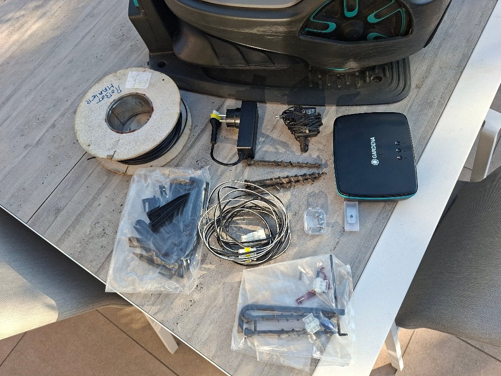 Gardena Smart Sileno Life 750 m², Tuin en Terras, Ophalen of Verzenden, Gebruikt, Minder dan 20 cm, Met regensensor