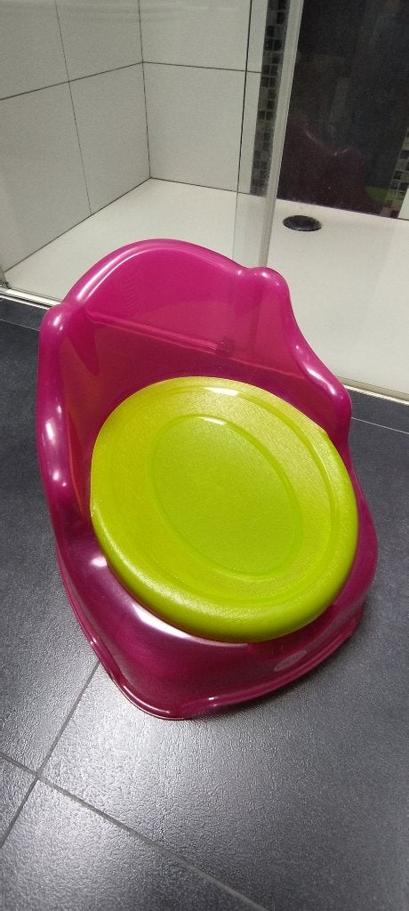 Pot / fauteuil enfant, Enlèvement, Comme neuf