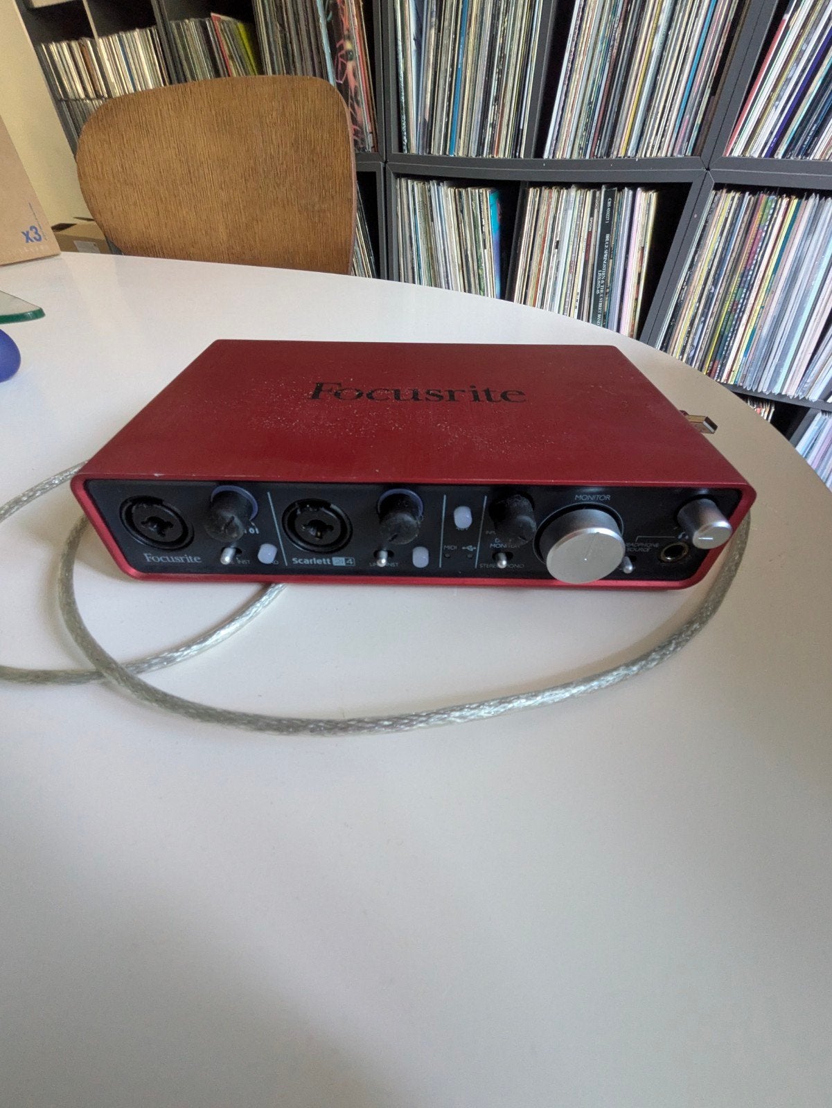 Focusrite Scarlett 2i4, Ophalen